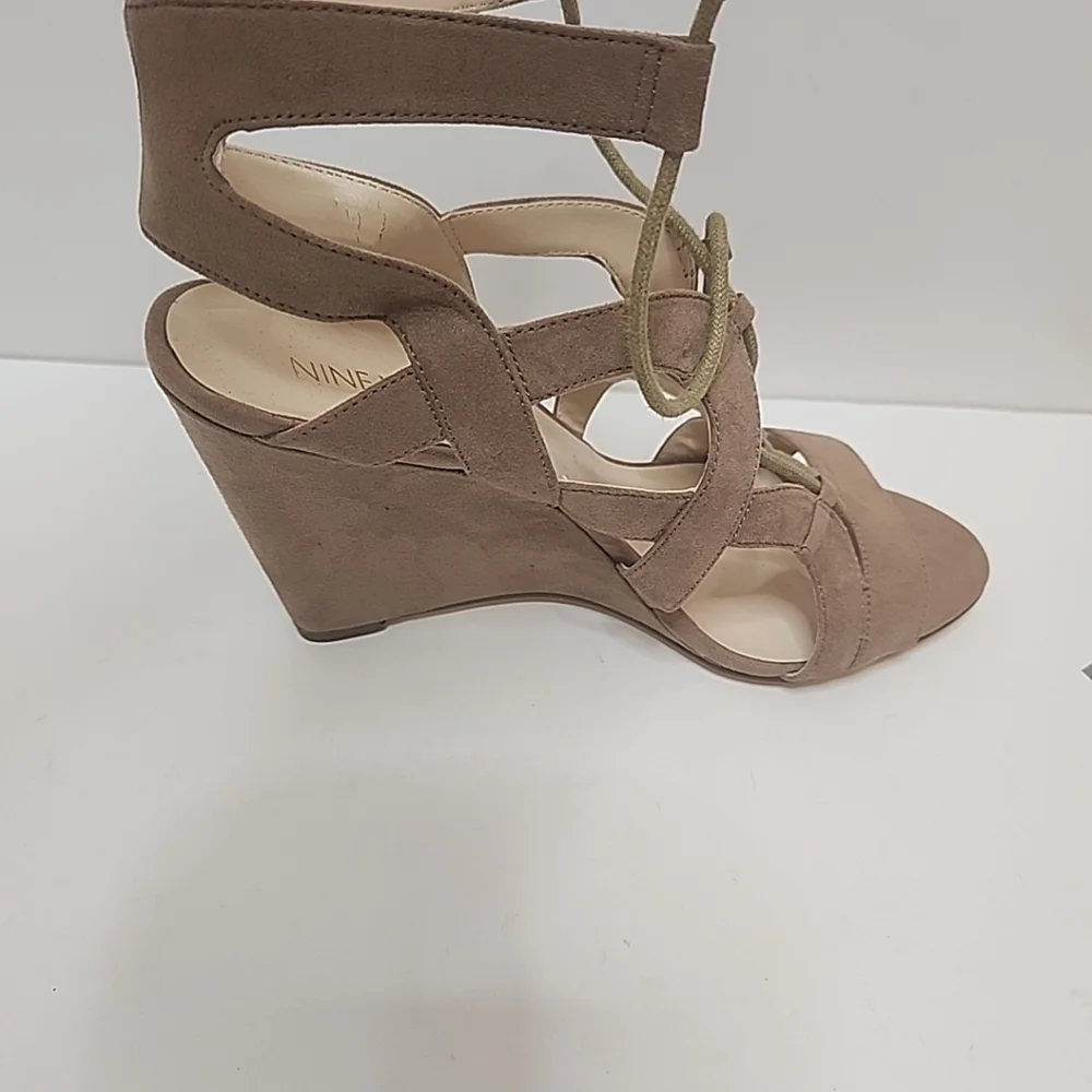 Nine West Women's Tan Beige Pasa Suede Lace Up Wedge Sandals Size 9